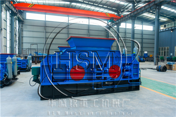 對(dui)輥(gun)破碎機(ji)