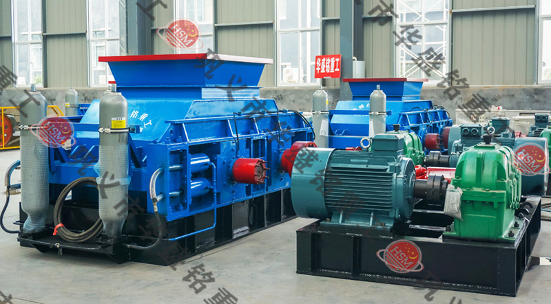 熱(re)力行(xing)業(ye)齒(chi)輥破碎機